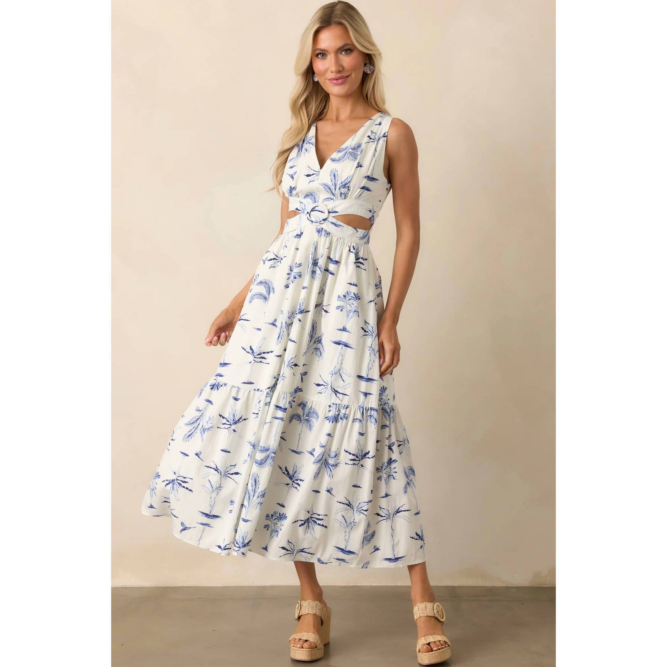 New Dress Forum Palm Tree Print Cut-Out Maxi Dress In Blue